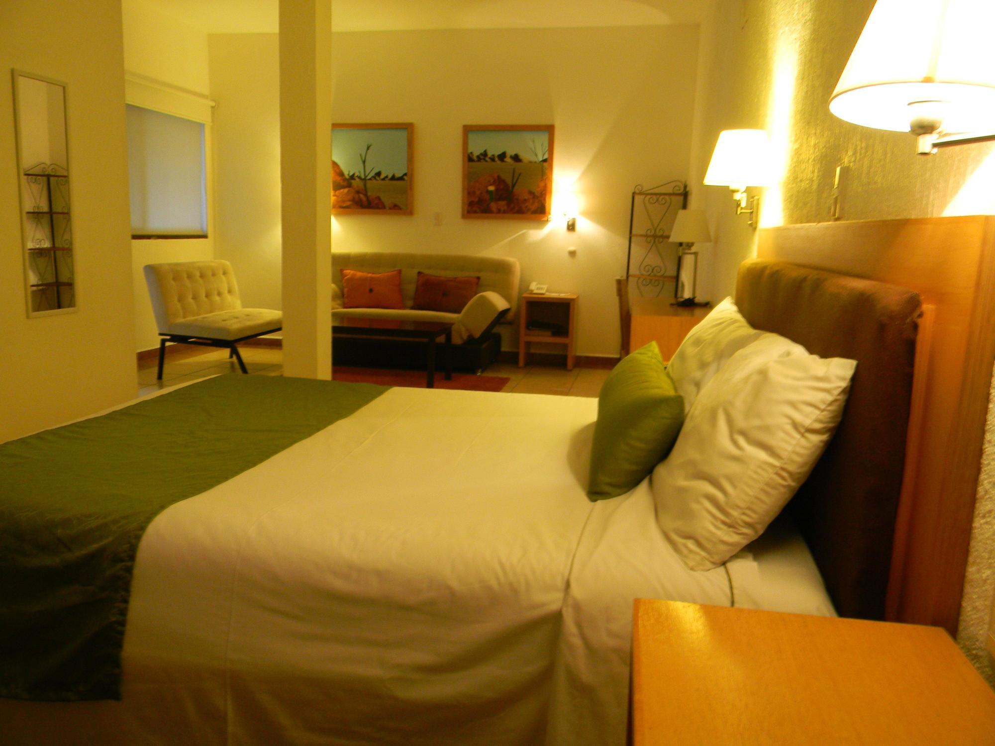 Hotel Quinta Lucca Querétaro Extérieur photo